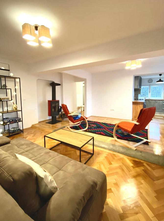 Apartamento Barlog Braşov Exterior foto