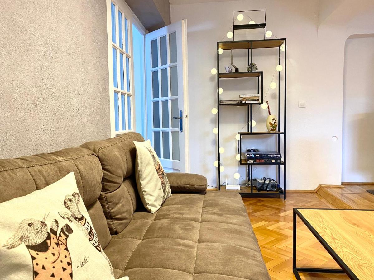 Apartamento Barlog Braşov Exterior foto