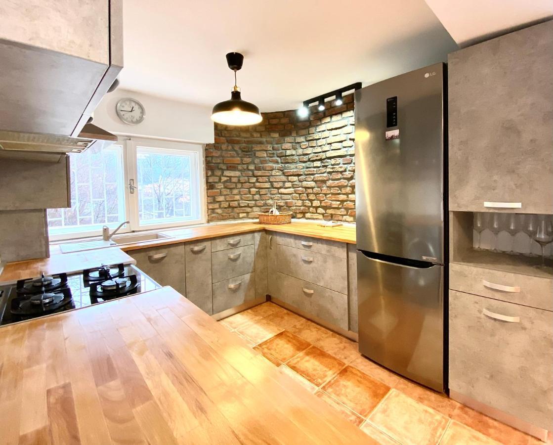 Apartamento Barlog Braşov Exterior foto