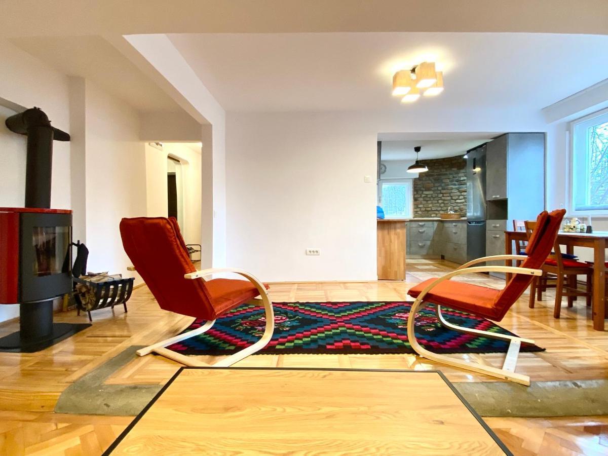 Apartamento Barlog Braşov Exterior foto