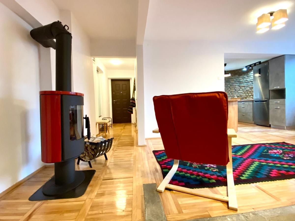 Apartamento Barlog Braşov Exterior foto